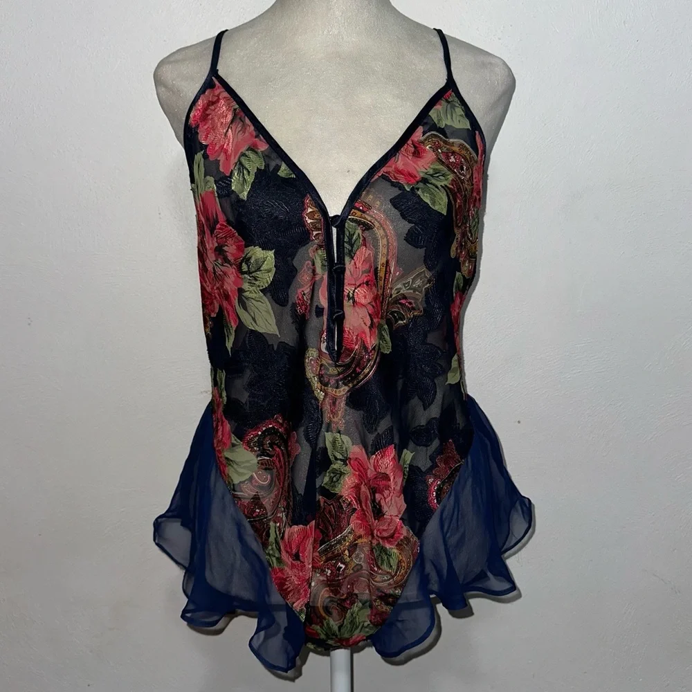 Vintage Victoria’s Secret Floral Bodysuit - Picture 4 of 10